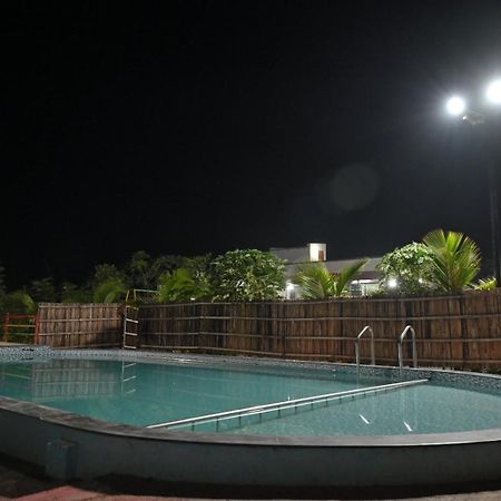 Apna Farmhouse - Private Villa With Pool & Play Area - Near Fort -15 Min To Ellora Caves Daulatabad ภายนอก รูปภาพ
