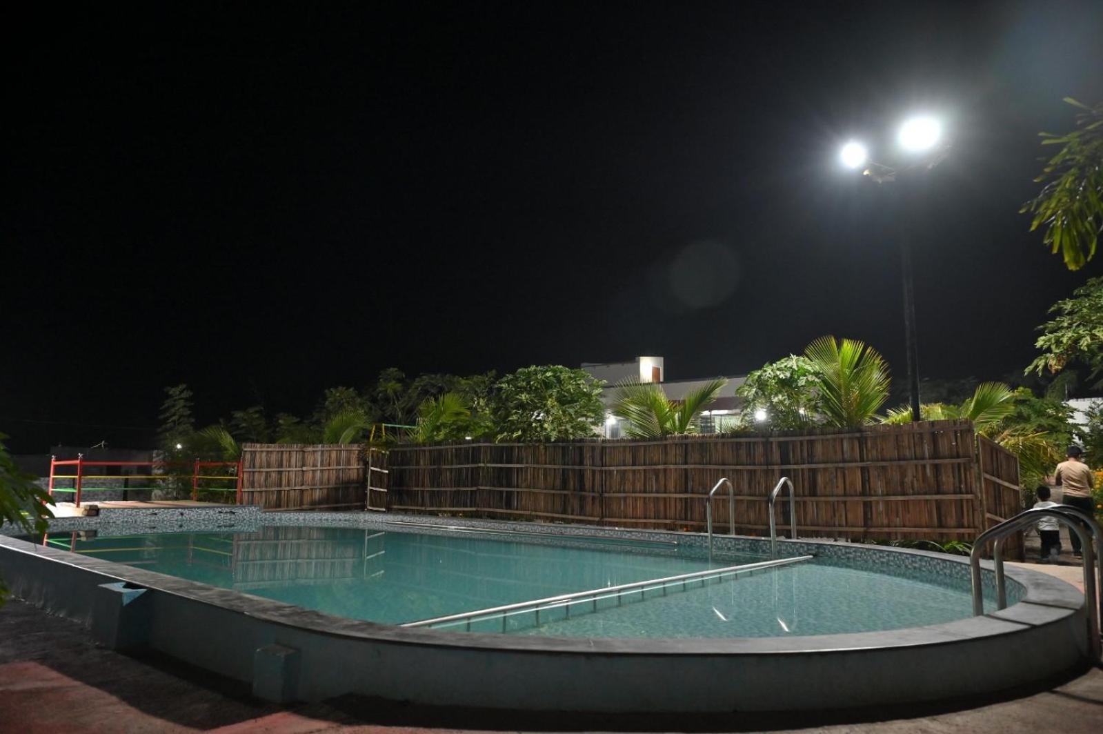 Apna Farmhouse - Private Villa With Pool & Play Area - Near Fort -15 Min To Ellora Caves Daulatabad ภายนอก รูปภาพ